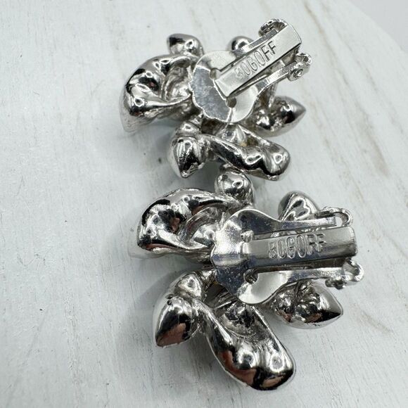 Bogoff 1950s MCM Colorful Aurora Borealis Rhinestone Flower Clip On Earrings - Picture 5 of 14